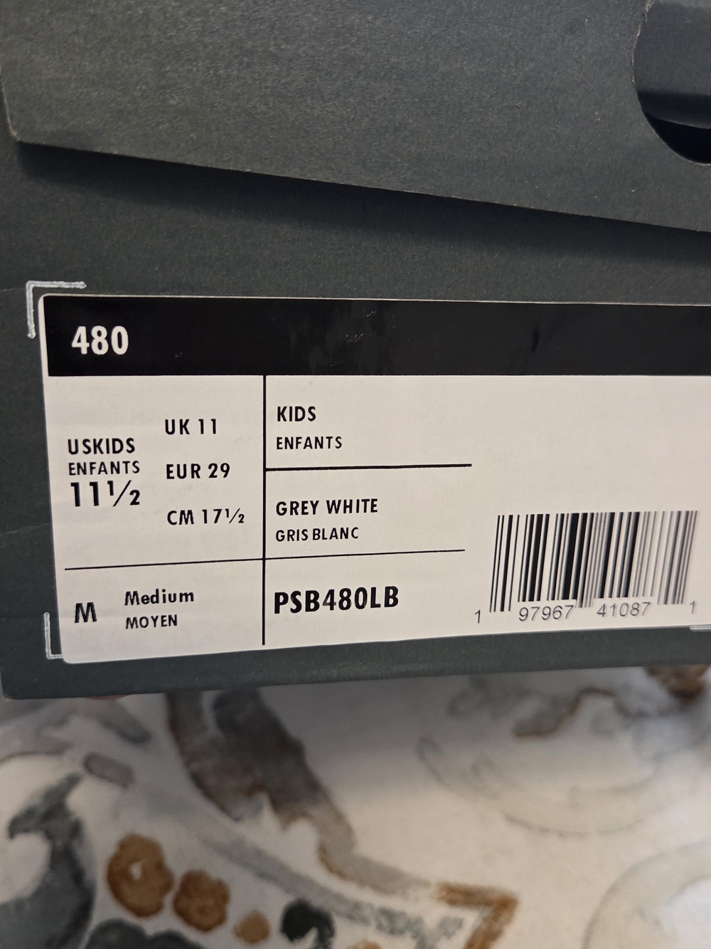 New Balance Kids Beige and White Sneakers - Picture 12 of 12